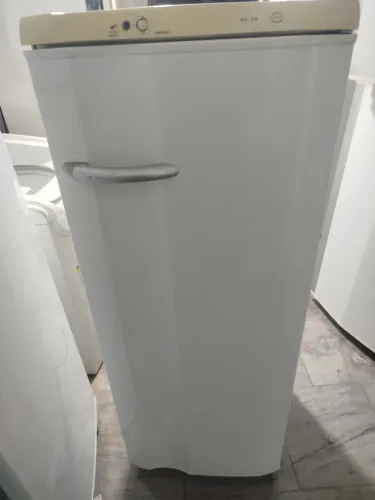 Geladeira electrolux