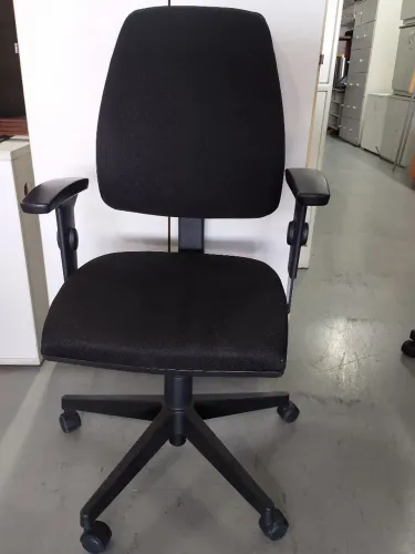 Cadeira Cavaletti Modelo Presidente NR17