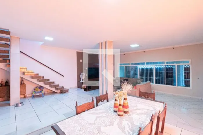 Casa à Venda - Vila Ré, 5 Quartos, 388 m2