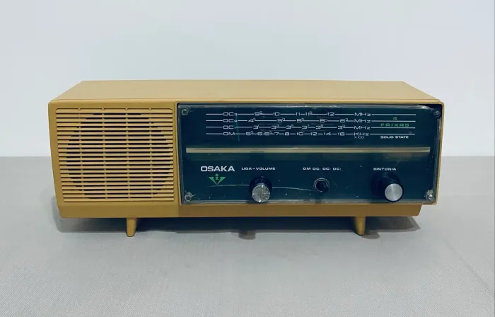 Rádio Antigo De Mesa Osaka 4 Faixas Irmãos Vitale Década 70