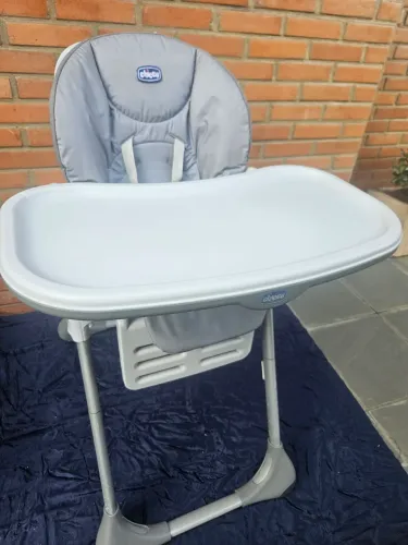 Cadeira de alimentação Chicco Polly reclinável