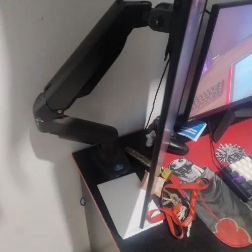 Braço articulado monitor