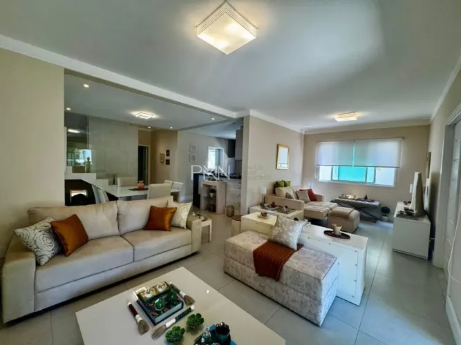 Sobrado à venda em Campinas, bairro da palmeiras, com 4 quartos, com 175 m², Villagio Mart