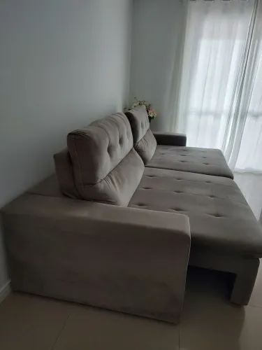 Sofá 4 lugares (enorme).