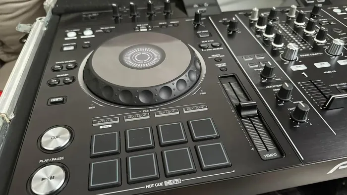Controladora Pionner Xdj RX2
