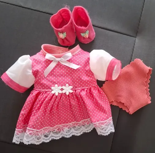 Roupa para boneca de 25 cm