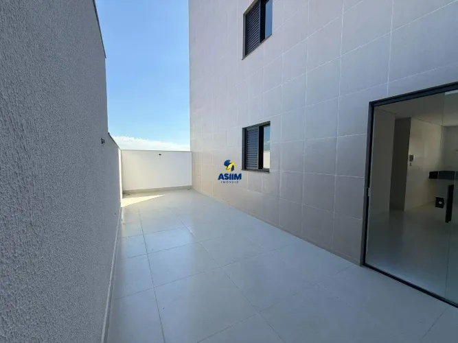 ÁREA PRIVATIVA 3 QUARTOS COM SUÍTE NO BAIRRO PLANALTO 117m²