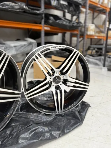 Rodas aro 20 AMG 5X112