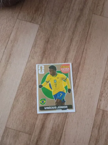 VENDE-SE FIGURINHA LEGEND VINÍCIUS JÚNIOR 