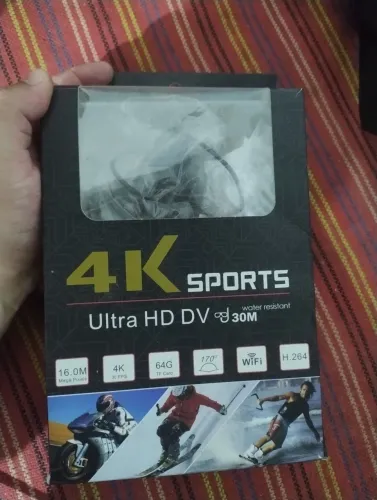 VENDO CÂMERA 4K PRODUTO SÓ FOI USADO UMA VEZ .. LEIA ATENTAMENTE AO ANÚNCIO.