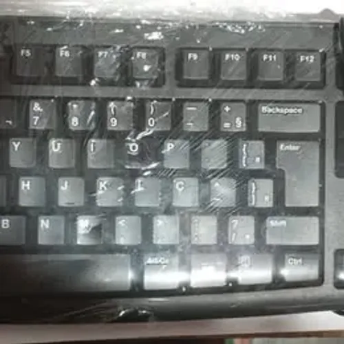 Teclado USB usado Logitech