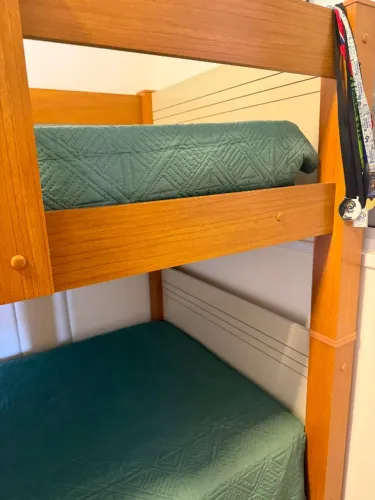 CAMA BELICHE SEMI NOVA