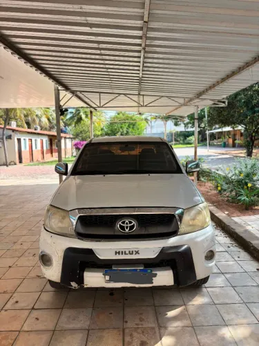 Toyota Hilux CD D4-d 4X4 2.5 16V 102cv TB Dies. 2009