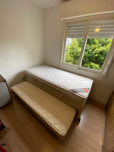 Cama SOLTEIRÃO em perfeito estado