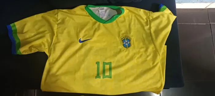 Camisa do Brasil tamanho G