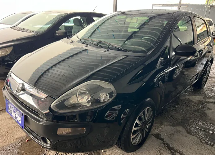 Fiat Punto Attractive 1.4 Fire Flex 8V 5P 2014