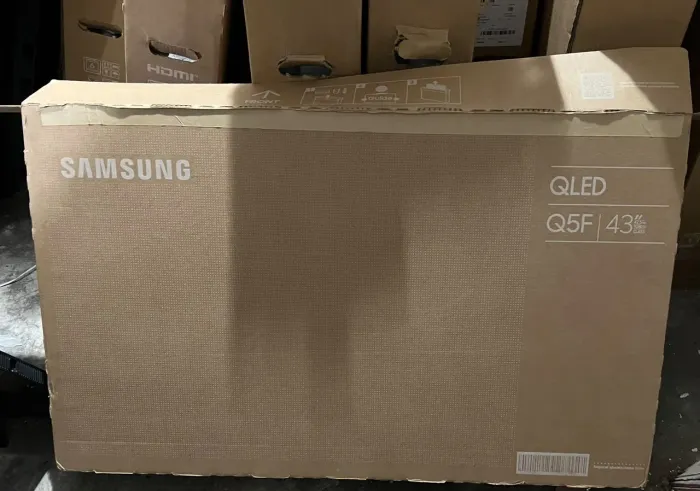 Tv Samsung 43 polegadas QLED C/ Xbox integrado ( já está no valor final, não insista)
