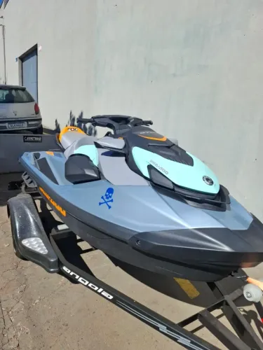 Jet Ski Sea-Doo 170 (2023) - Apenas 48h Uso + Som Original + Carreta Angola (Impecável)