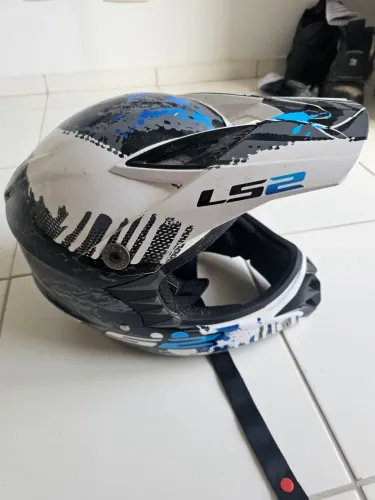 Capacete Ls2 tamanho 61