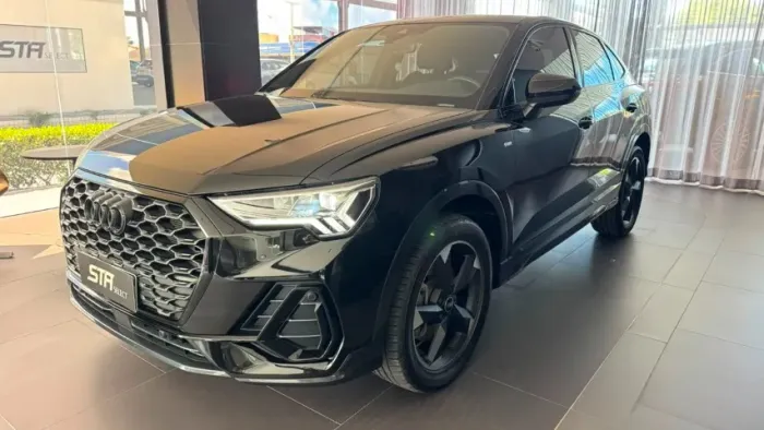 Audi Q3 SPB Perf. Black 2.0 TFSI Tipt. Quat. 2023