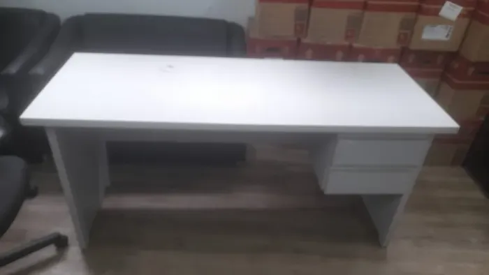 Mesa escritório c/2 gavetas-1,60x0,60