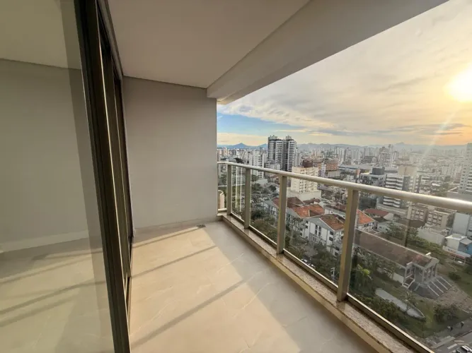 Apartamento para venda em Centro com 3 quartos, sendo 2 suítes, 95m²