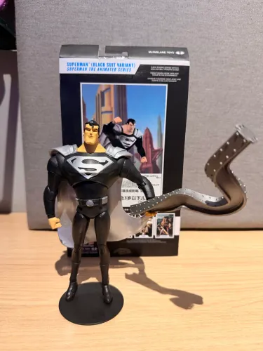McFarlane- Superman (Black Suit)- Série Animada