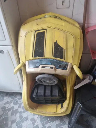 Carro elétrico infantil