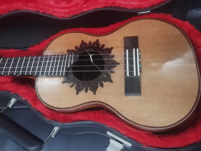 Cavaquinho Jotarelli luthier