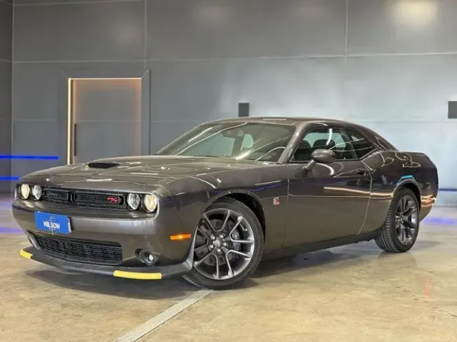 Dodge Challenger RT 2023
