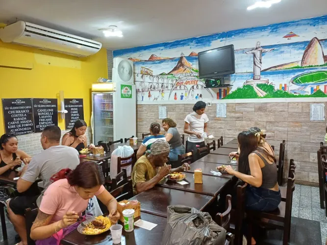 Ponto Restaurante funcionando 