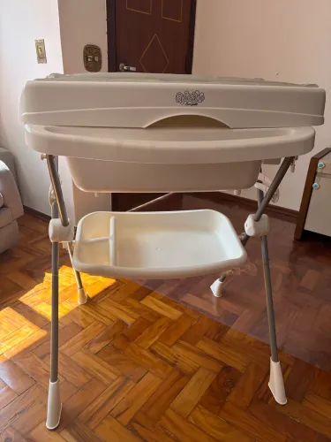 Banheira de bebê com suporte e trocador Splash+ Granito Burigotto