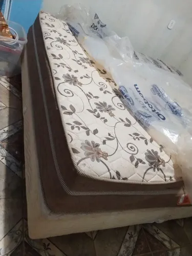 Cama casal Box super king