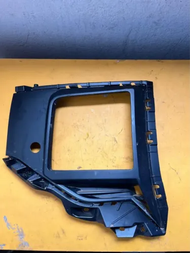 Moldura Farol Dianteiro Direito Hyundai Creta Nline 2025 26