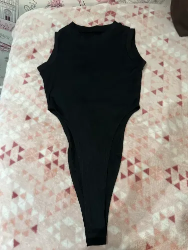 Duas blusas femininas PP