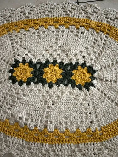 Tapete de crochê, novo , muito lindo!