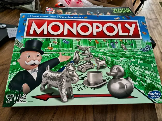 Jogo de tabuleiro MONOPOLY