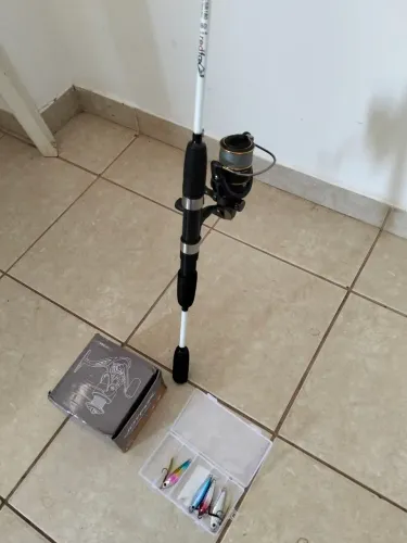 Kit pesca completo tudo novo $ 160