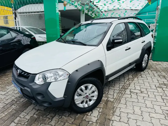 Fiat Palio Weekend Adventure Locker 1.8 Flex 2014