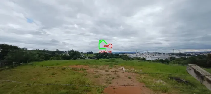 Terreno à venda em Vista Alegre, Vinhedo-SP: 6.500 m² de área para investimento!
