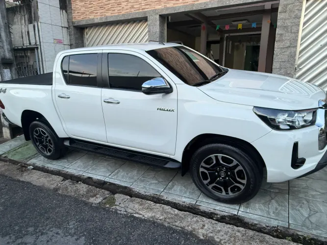 Toyota Hilux CD SRV 4X4 2.8 TDI Diesel Aut. 2024