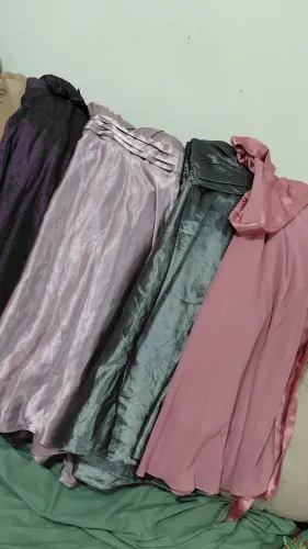 Kit 4 vestidos: elegantes, para festas, Cetim charmoso