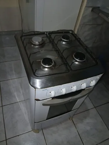 Vende-se fogão usado 160