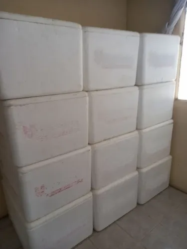 Caixa de isopor 120 litros