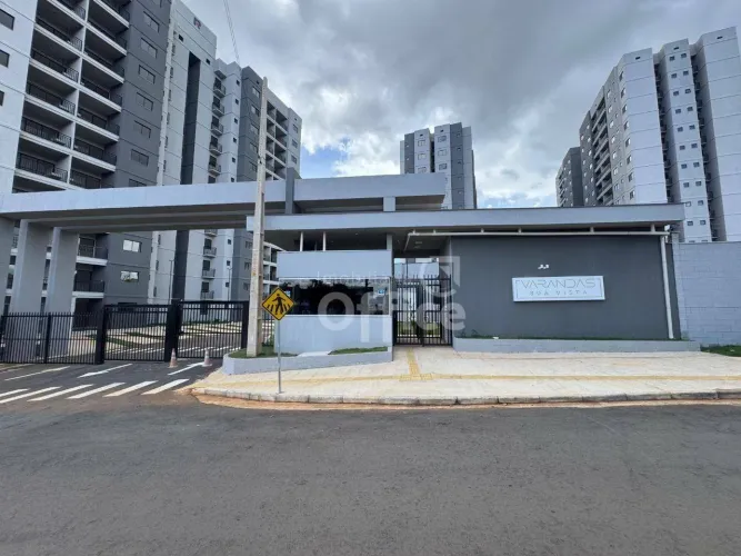 Apartamento com 2 dormitórios para alugar, 50 m² por R$ 2.380,00/mês - Boa Vista - Anápoli