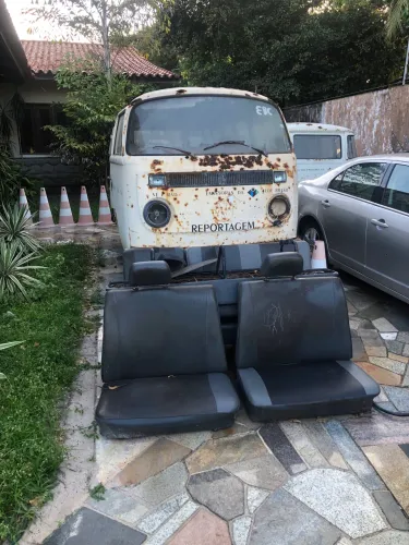 KOMBI