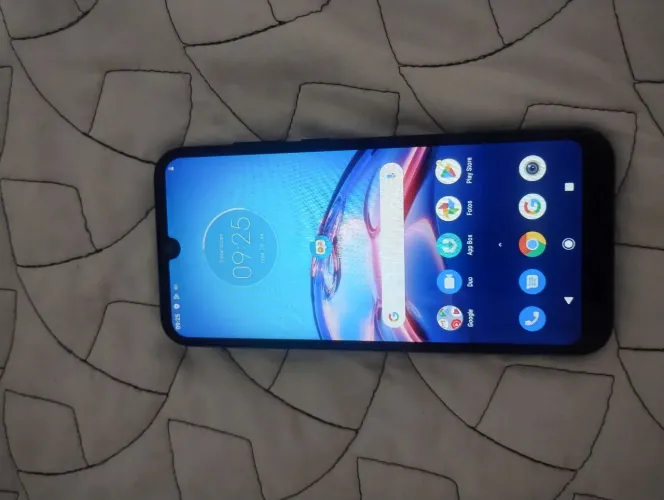 Celular baratinho e bom
