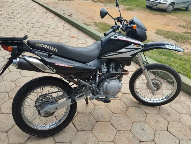 Honda NXR 150 Bros ES 2008 - Econômica, com baú e pronta para rodar