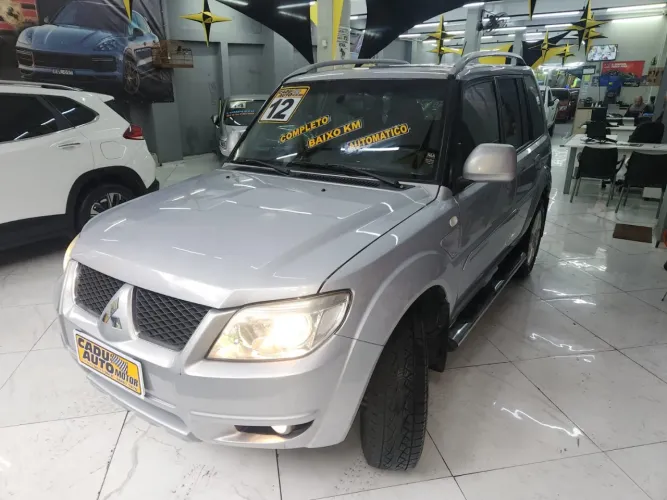Mitsubishi Pajero TR4 2.0 Flex 16V 4X2 Aut. 2012