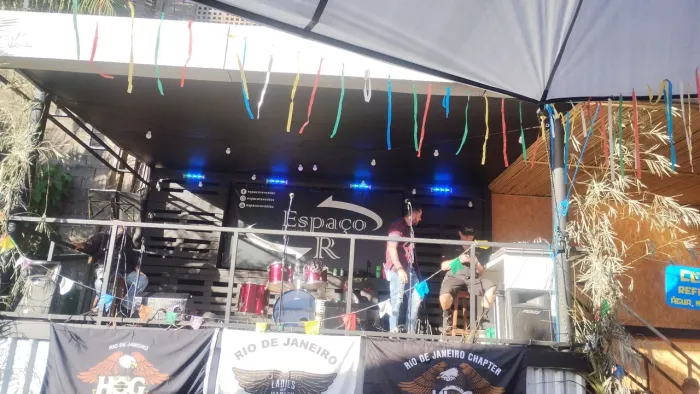 Faca da sua festa junina um evento especial com um trio tradicional de forro